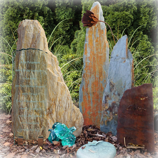 natuurlijke grafmonumenten voorbeeldentuin den hollandsche