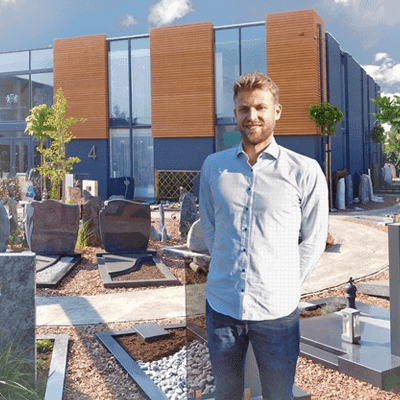 versteend hout uitzoeken grafmonument samenstellen ontwerpen