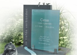 glazen grafmonumenten