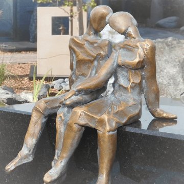 over ons den hollandsche gedenktekens bronzen beeldje