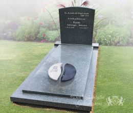 Urn op grafmonument