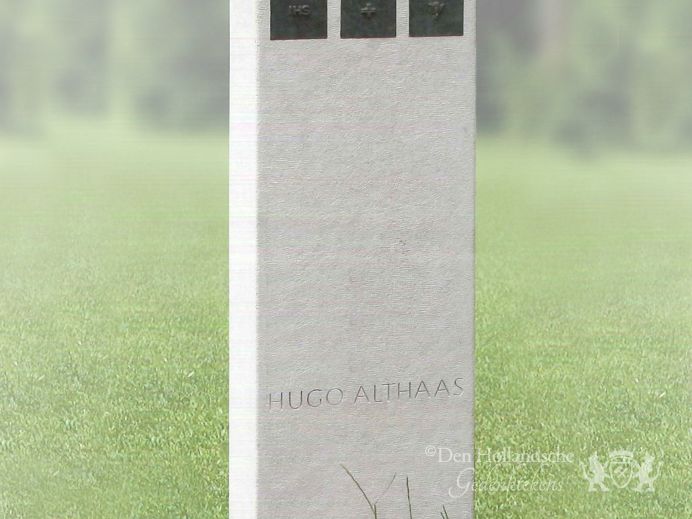 Grafmonument met zuil foto 1