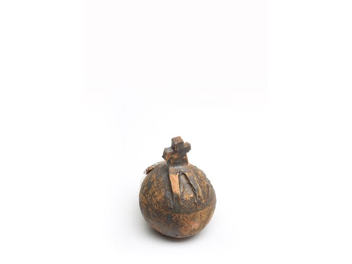Keramische mini urn met poppetje foto 1