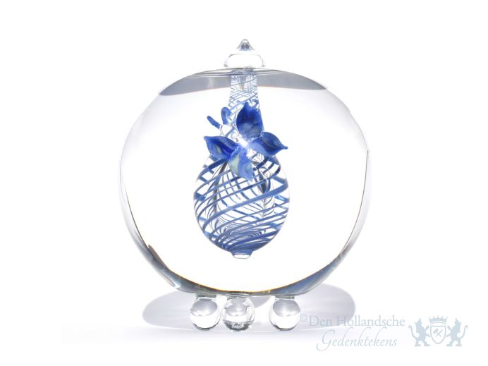 Sphere met blauwe vlinder foto 1