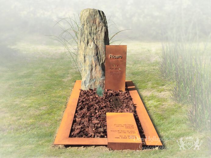 Natuurlijk cortenstaal grafmonument foto 1