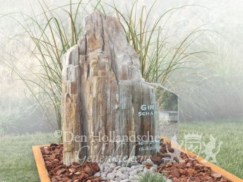 Natuurlijk grafmonument met versteend hout