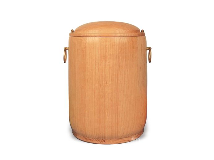 Houten urn met handvaten foto 1
