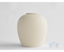 VERNO – handgemaakte eco urn in zacht beige engobe foto 1